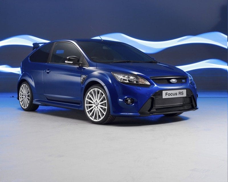 Ford Focus RS: sériová podoba 300koňové střely odhalena